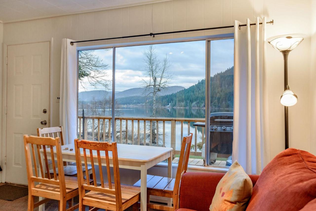 Green Acres Lakeside Resort Salt Spring Island Ganges Eksteriør billede